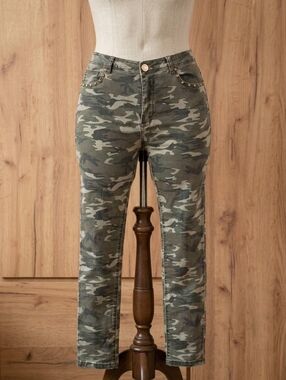 Women's Camo Pants - High Waisted - Custo Barcelona